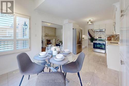 127 O'Connor Crescent, Richmond Hill, ON - Indoor Photo Showing Dining Room