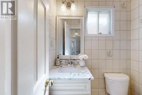 127 O'Connor Crescent, Richmond Hill, ON - Indoor Photo Showing Bathroom