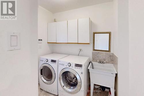 127 O'Connor Crescent, Richmond Hill, ON - Indoor Photo Showing Laundry Room