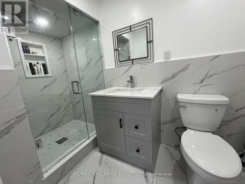 127 O'Connor Crescent, Richmond Hill, ON - Indoor Photo Showing Bathroom