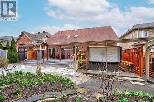 1054 Bob Scott Court, Newmarket, ON - Outdoor With Deck Patio Veranda