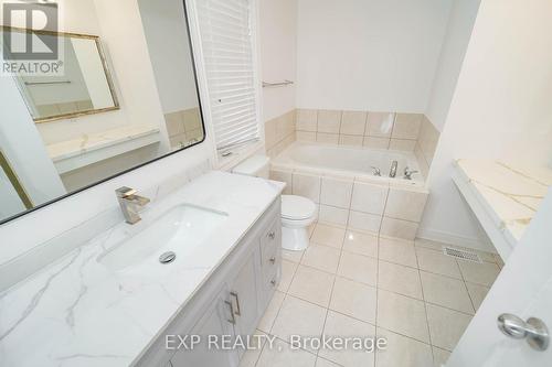 106 Pearl Lake Road, Markham, ON - Indoor Photo Showing Bathroom