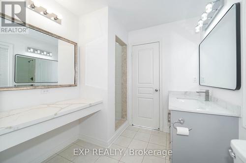 106 Pearl Lake Road, Markham, ON - Indoor Photo Showing Bathroom