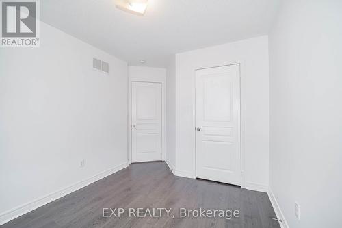 106 Pearl Lake Road, Markham, ON - Indoor Photo Showing Other Room