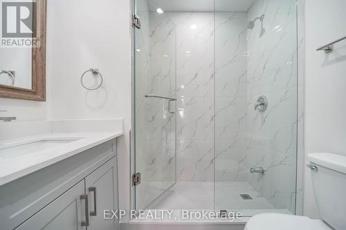 106 Pearl Lake Road, Markham, ON - Indoor Photo Showing Bathroom