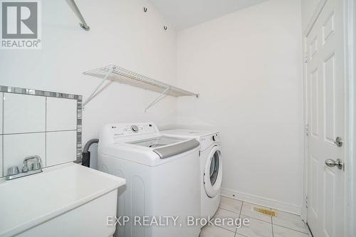 106 Pearl Lake Road, Markham, ON - Indoor Photo Showing Laundry Room