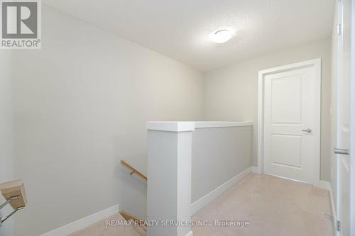 713 Chelton Road, London, ON - Indoor Photo Showing Other Room