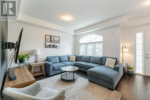 123 Borers Creek Circle, Hamilton, ON - Indoor Photo Showing Living Room