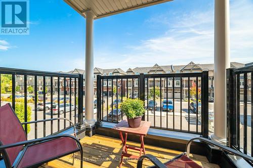 123 Borers Creek Circle, Hamilton (Waterdown), ON - Outdoor With Deck Patio Veranda With Exterior