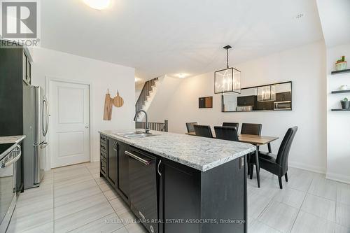 123 Borers Creek Circle, Hamilton, ON - Indoor Photo Showing Kitchen