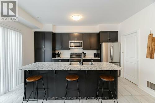 123 Borers Creek Circle, Hamilton (Waterdown), ON - Indoor Photo Showing Kitchen With Stainless Steel Kitchen With Upgraded Kitchen