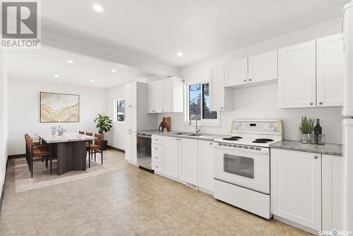 802 4Th Avenue, Raymore, SK - Indoor Photo Showing Kitchen