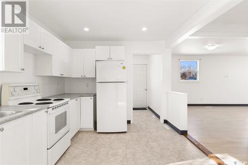 802 4Th Avenue, Raymore, SK - Indoor Photo Showing Kitchen