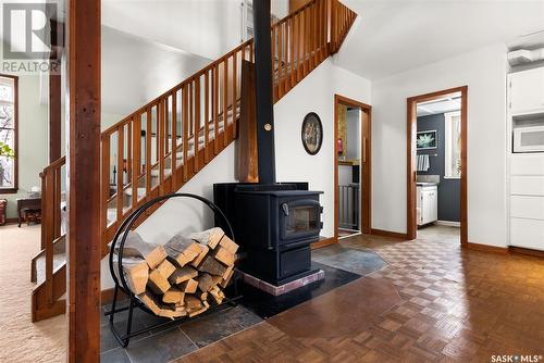 407 Lansdowne Street E, Cupar, SK - Indoor Photo Showing Other Room With Fireplace