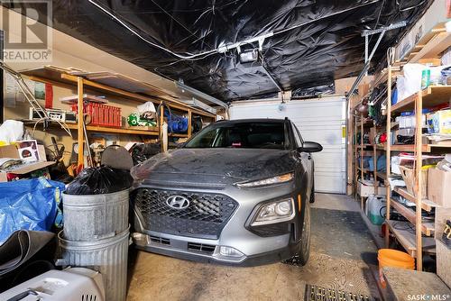 407 Lansdowne Street E, Cupar, SK - Indoor Photo Showing Garage