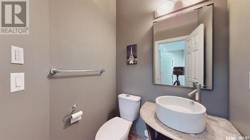 4022 Cumberland Road E, Regina, SK - Indoor Photo Showing Bathroom