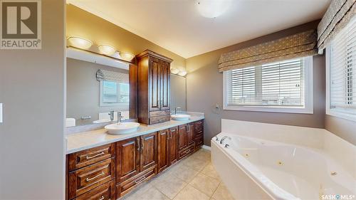 4022 Cumberland Road E, Regina, SK - Indoor Photo Showing Bathroom