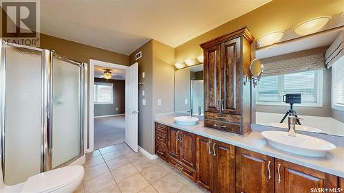 4022 Cumberland Road E, Regina, SK - Indoor Photo Showing Bathroom