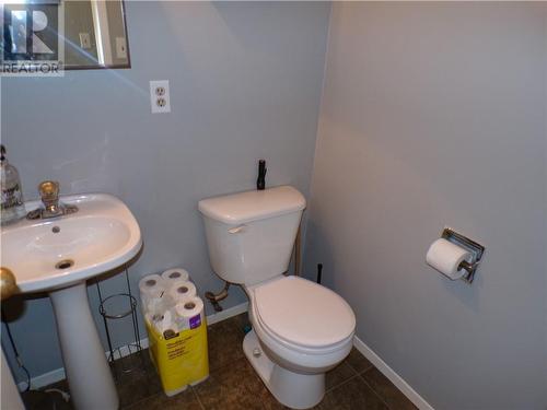 34 Beckett Boulevard, Elliot Lake, ON - Indoor Photo Showing Bathroom