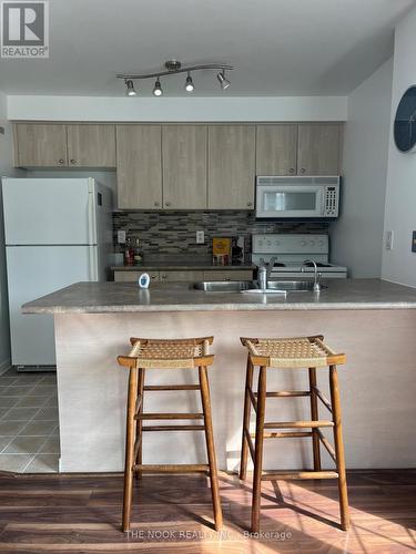 98 Aspen Springs Drive, Clarington (Bowmanville), ON - Indoor Photo Showing Kitchen With Double Sink