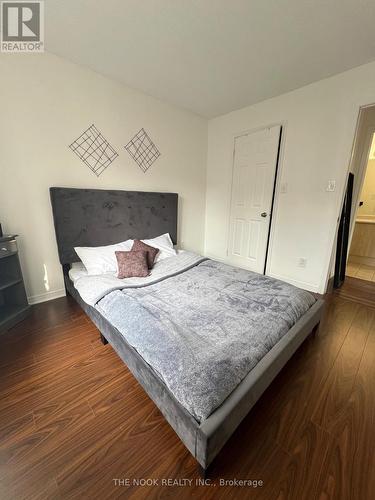 98 Aspen Springs Drive, Clarington (Bowmanville), ON - Indoor Photo Showing Bedroom