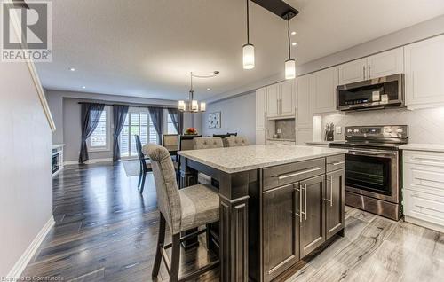 145 South Creek Drive Unit# A5, Kitchener, ON - Indoor Photo Showing Kitchen With Upgraded Kitchen