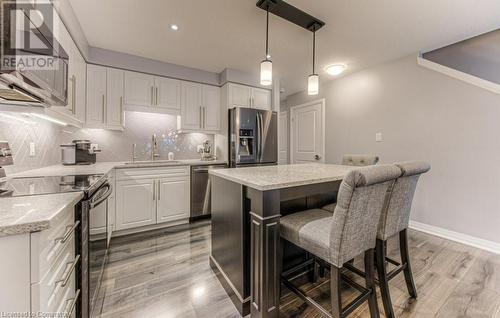 145 South Creek Drive Unit# A5, Kitchener, ON - Indoor Photo Showing Kitchen With Upgraded Kitchen