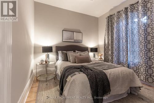 198 Duke Street, Hamilton, ON - Indoor Photo Showing Bedroom