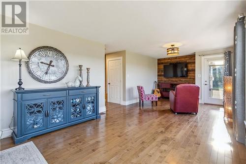 317 Des Roches Road, Bouctouche Bay, NB - Indoor Photo Showing Living Room