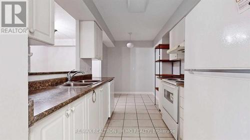 211 - 88 Grandview Way, Toronto, ON - Indoor Photo Showing Kitchen With Double Sink