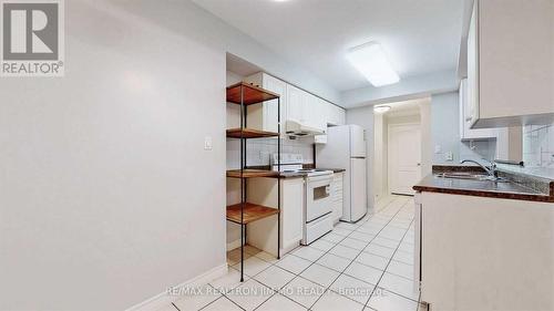 211 - 88 Grandview Way, Toronto, ON - Indoor Photo Showing Kitchen With Double Sink