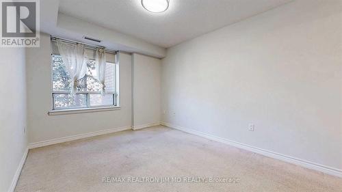 211 - 88 Grandview Way, Toronto, ON - Indoor Photo Showing Other Room