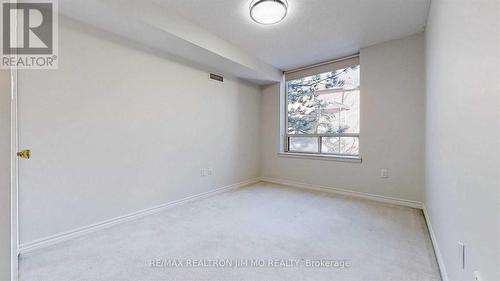 211 - 88 Grandview Way, Toronto, ON - Indoor Photo Showing Other Room