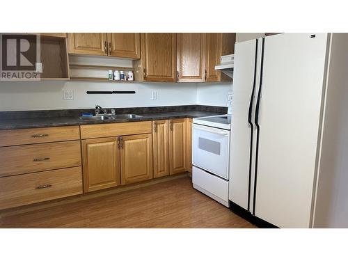 1859-1863 Ingledew Street, Prince George, BC - Indoor Photo Showing Kitchen With Double Sink