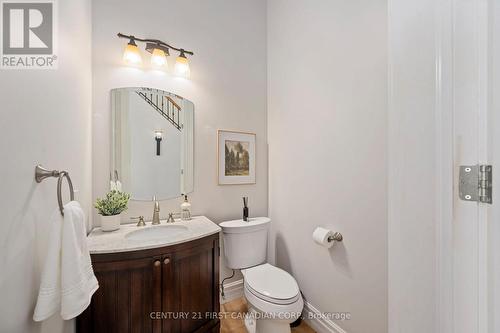 638 Clearwater Crescent E, London, ON - Indoor Photo Showing Bathroom