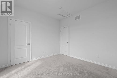 41 Workmen'S Circle, Ajax, ON - Indoor Photo Showing Other Room