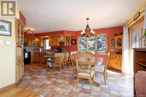 37 Carlisle Road, Douglas, NB - Indoor Photo Showing Dining Room