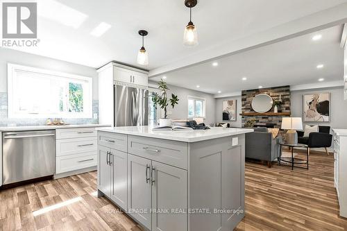 117 Elm Tree Road, Kawartha Lakes (Little Britain), ON - Indoor Photo Showing Kitchen With Upgraded Kitchen