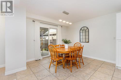 96 Stoneglen Way, Hamilton, ON - Indoor Photo Showing Dining Room