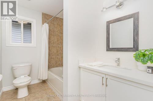 96 Stoneglen Way, Hamilton, ON - Indoor Photo Showing Bathroom