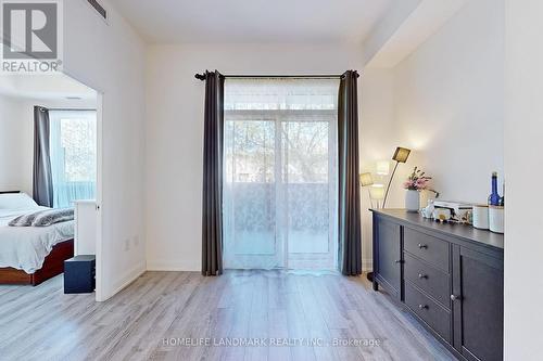 222 - 2800 Keele Street, Toronto (Downsview-Roding-Cfb), ON - Indoor Photo Showing Bedroom