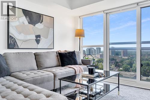 1719 - 275 Village Green Square, Toronto (Agincourt South-Malvern West), ON - Indoor Photo Showing Living Room