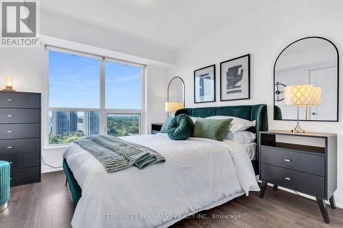 1719 - 275 Village Green Square, Toronto (Agincourt South-Malvern West), ON - Indoor Photo Showing Bedroom