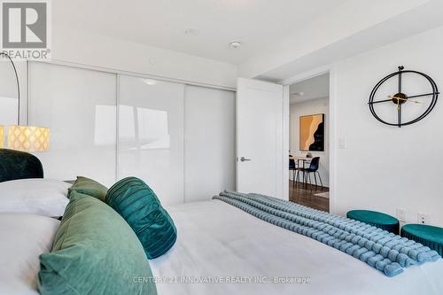 1719 - 275 Village Green Square, Toronto, ON - Indoor Photo Showing Bedroom