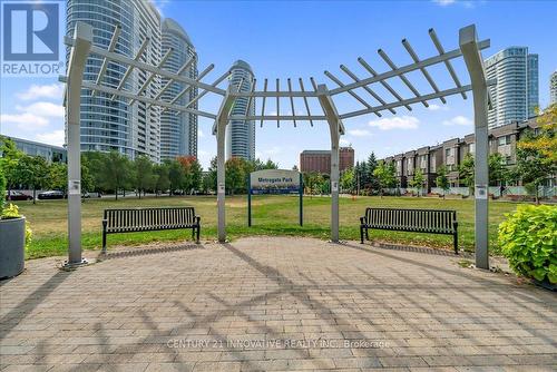 1719 - 275 Village Green Square, Toronto (Agincourt South-Malvern West), ON - Outdoor