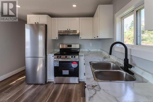 43 Second Street, Hampton, NB - Indoor Photo Showing Kitchen With Double Sink