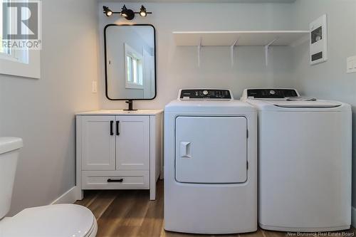 43 Second Street, Hampton, NB - Indoor Photo Showing Laundry Room