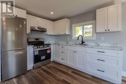 43 Second Street, Hampton, NB - Indoor Photo Showing Kitchen