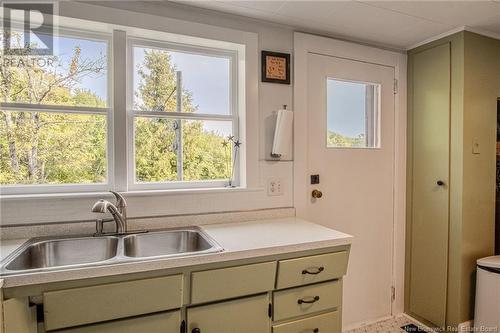 9 Brittain Road, Grand Bay-Westfield, NB - Indoor Photo Showing Kitchen With Double Sink