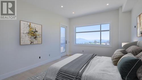 402 Trestle Ridge Drive, Kelowna, BC - Indoor Photo Showing Bedroom